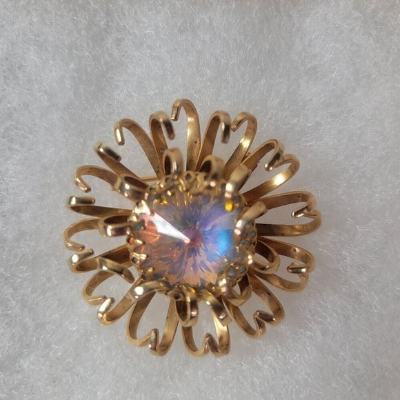 Vintage Sarah Coventry Mid Century Gold-Tone Iridescent Glass Flower Brooch - Picture 1 of 6